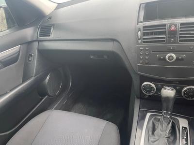 Mercedes-Benz C 180  — 5