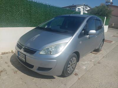 Mitsubishi Colt — 1