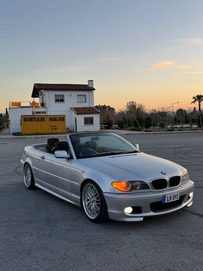 BMW 320i Cabrio — 4