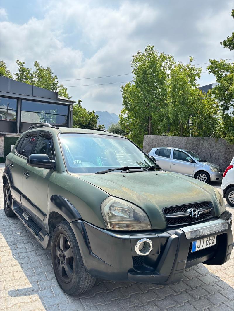 Hyundai Tucson — 1/5