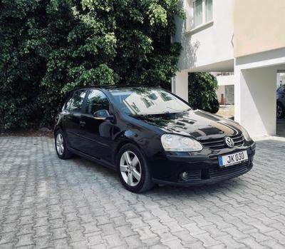 Volkswagen Golf — 5