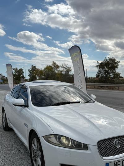 Jaguar XF — 6