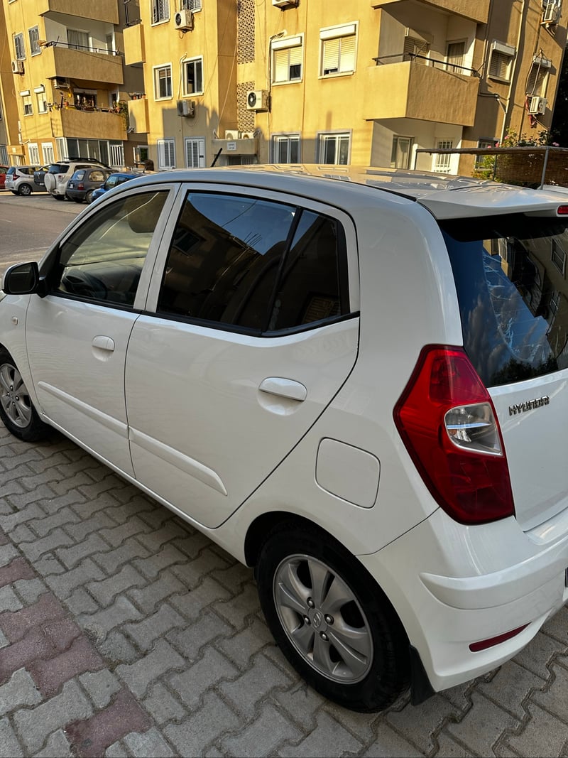 Hyundai i10 — 4