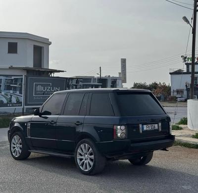 Land Rover Range Rover Vogue — 2