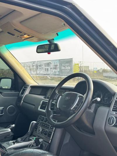 Land Rover Range Rover Vogue — 3