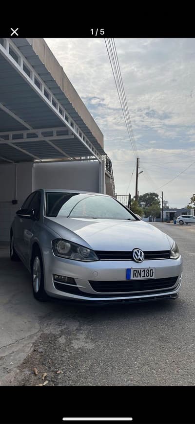 Volkswagen Golf — 1