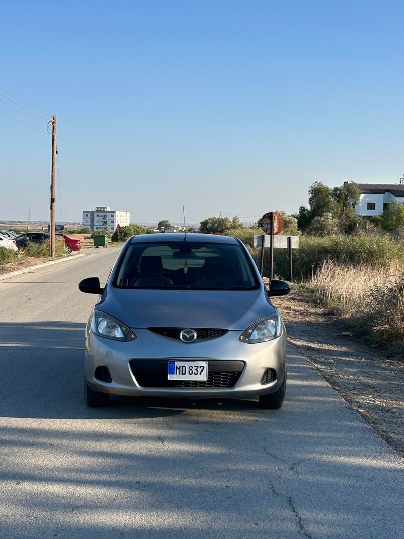 Mazda Demio — 2