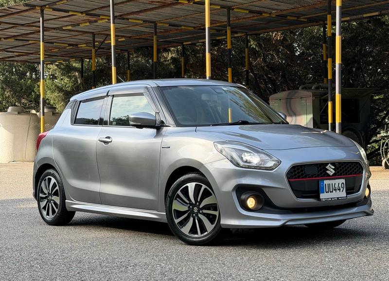Suzuki Swift RS — 1/8