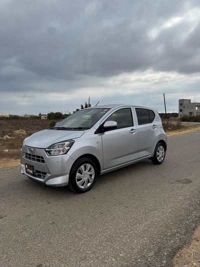 Daihatsu Mira — 2