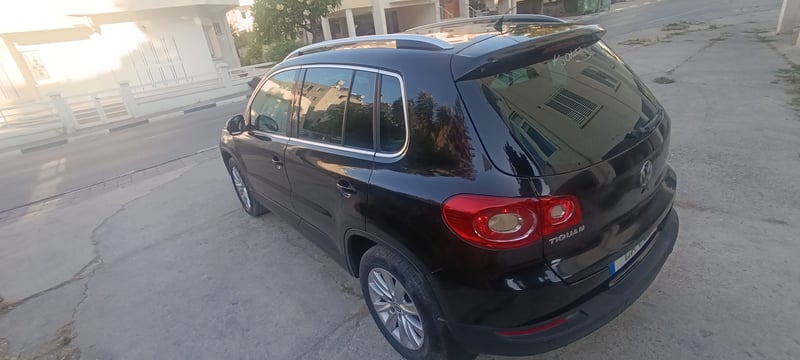 Volkswagen Tiguan — 9