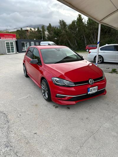 Volkswagen Golf — 2