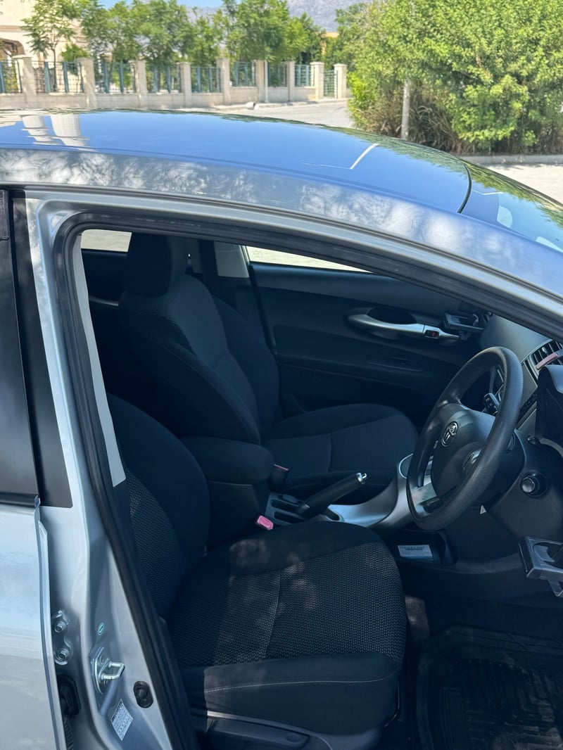 Toyota Auris — 9