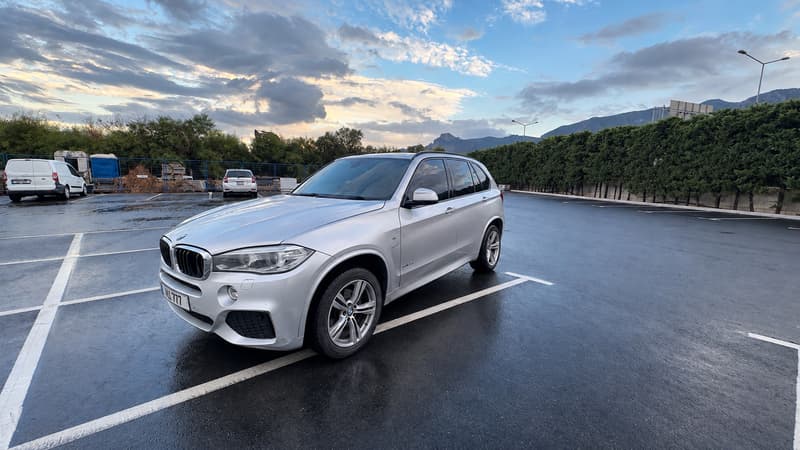 BMW X5 — 1/7