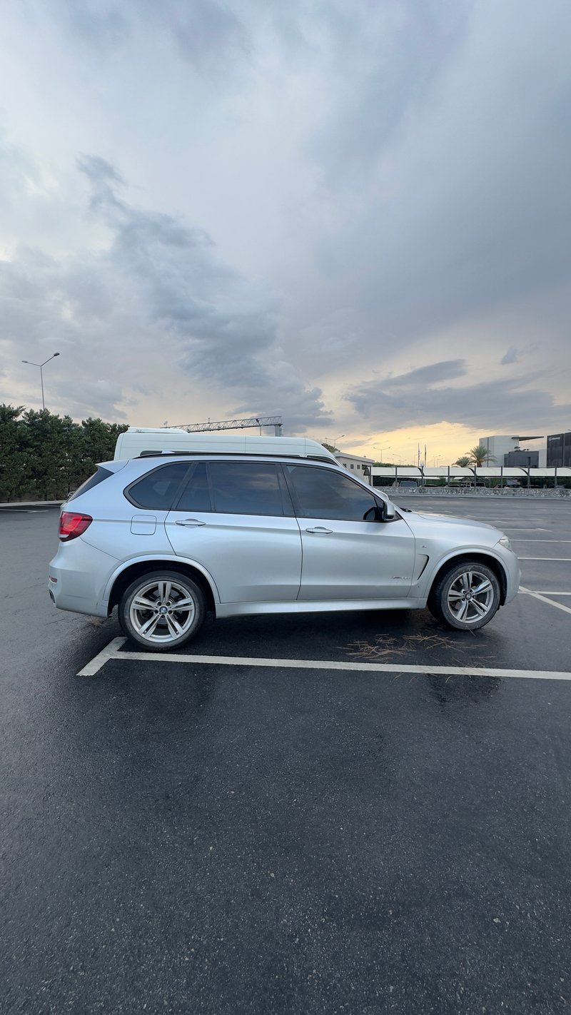 BMW X5 — 3