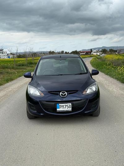 Mazda Demio — 1