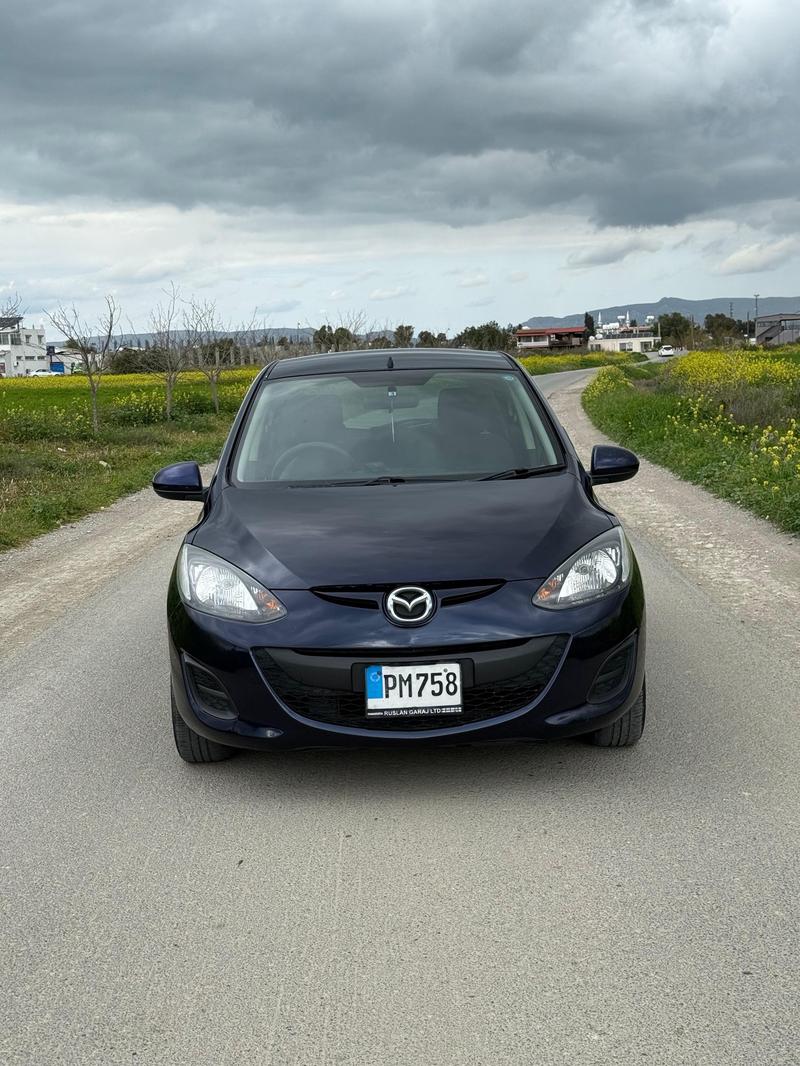 Mazda Demio — 1/5
