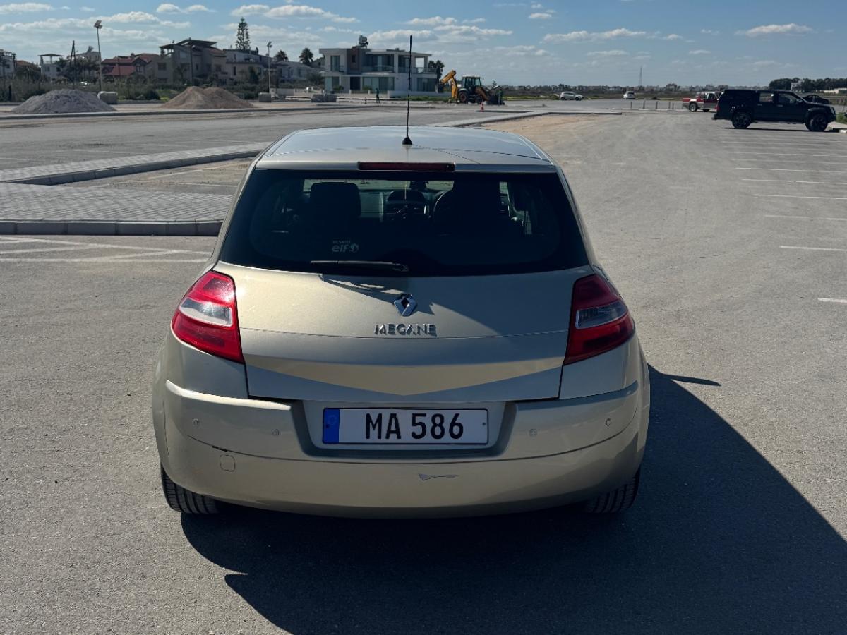 2009 Renault Megane 4