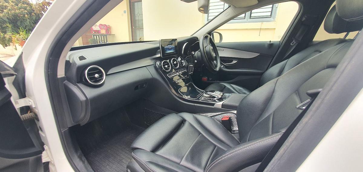 2017 Mercedes-Benz C 200d 8