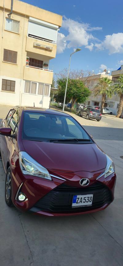Toyota Vitz — 4
