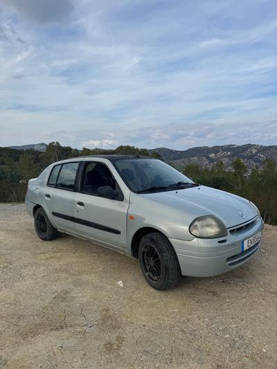 Renault Clio — 1