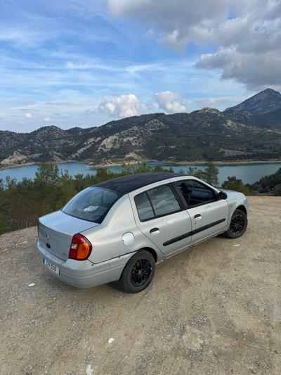 Renault Clio — 3