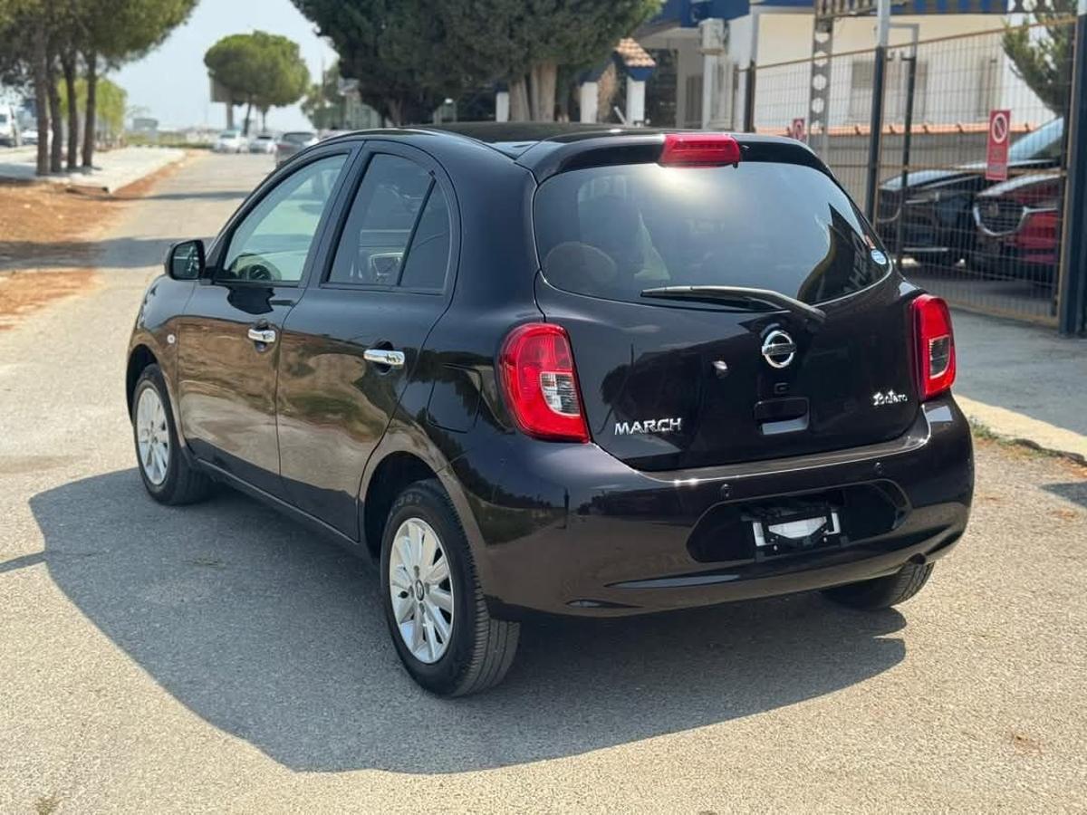 2021 Nissan March Bolero 4