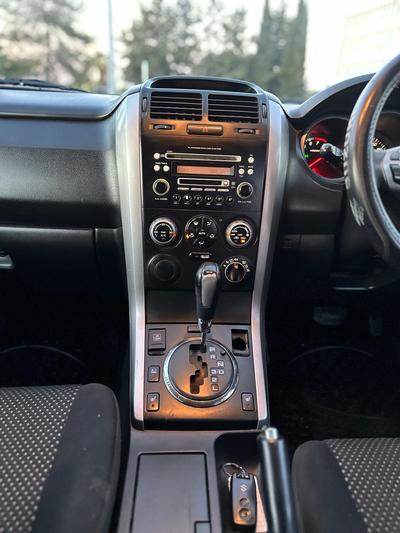 Suzuki Escudo — 10