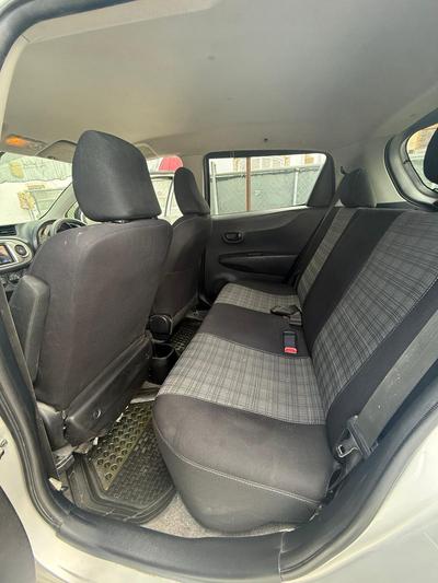 Toyota Vitz — 4