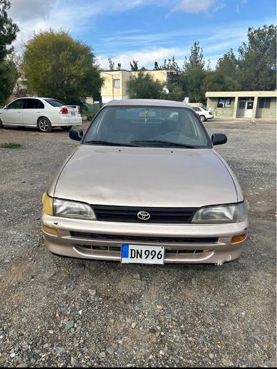 Toyota Corolla — 1