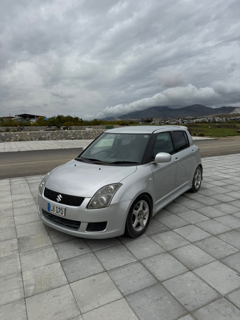 Suzuki Swift — 3