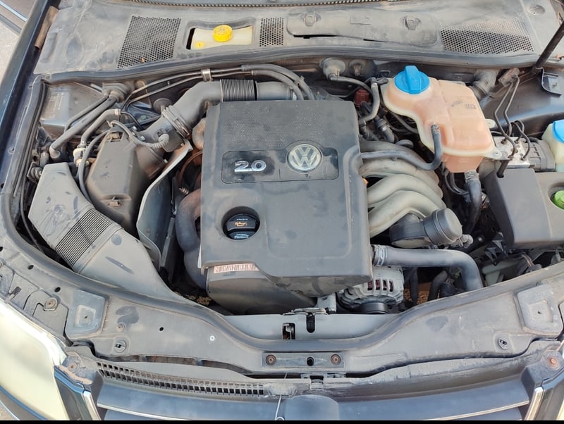 Volkswagen Passat — 8