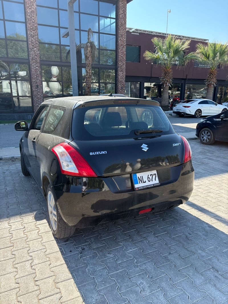 Suzuki Swift — 2