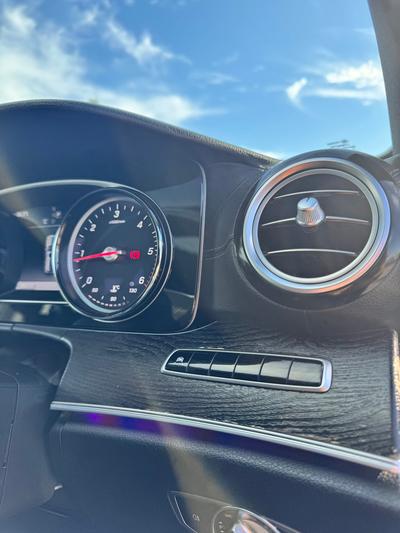 Mercedes-Benz E 220d — 10