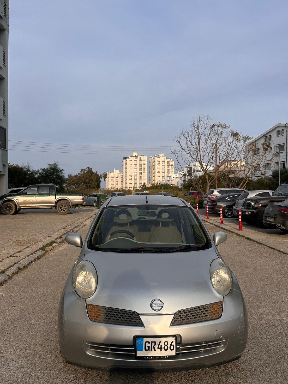 2003 Nissan March 3