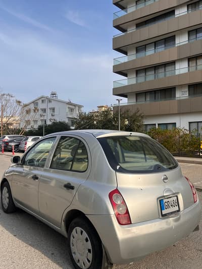 Nissan March — 4