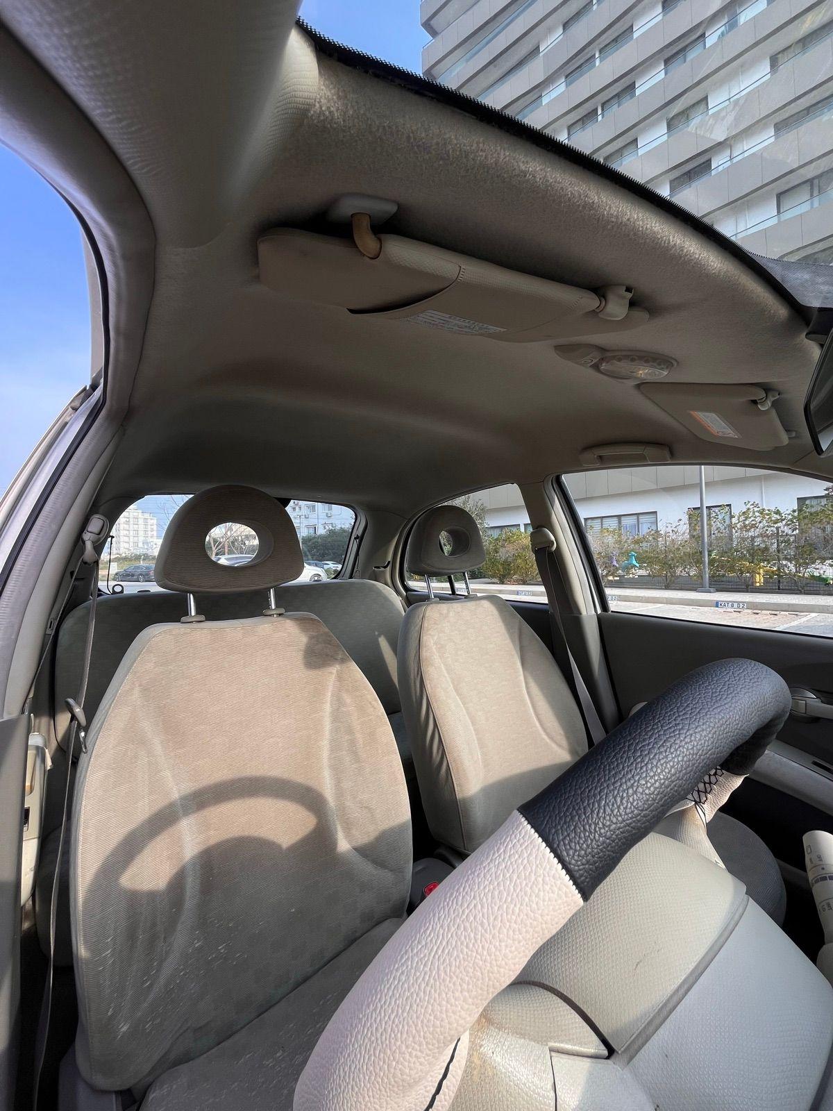 2003 Nissan March 6