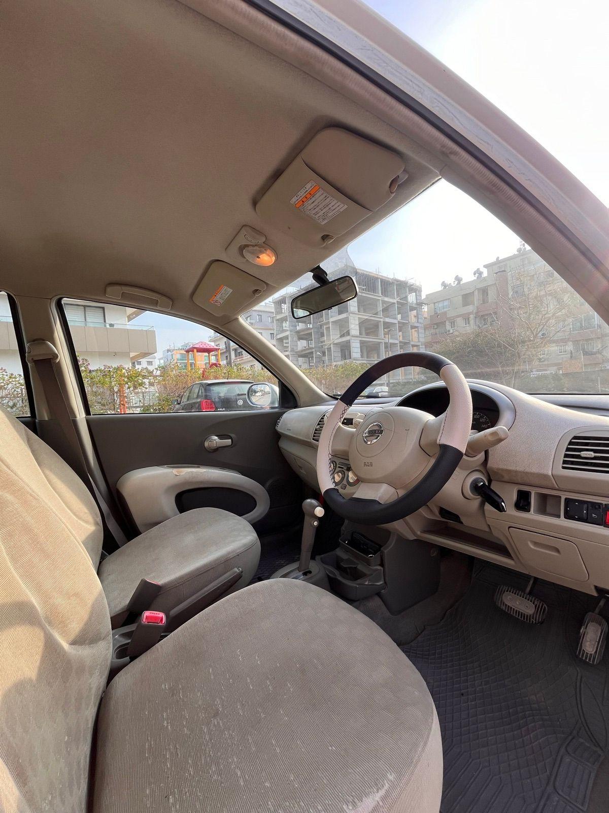 2003 Nissan March 7
