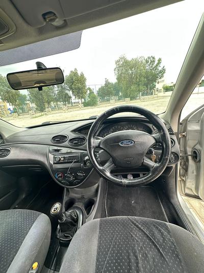 Ford Focus — 3