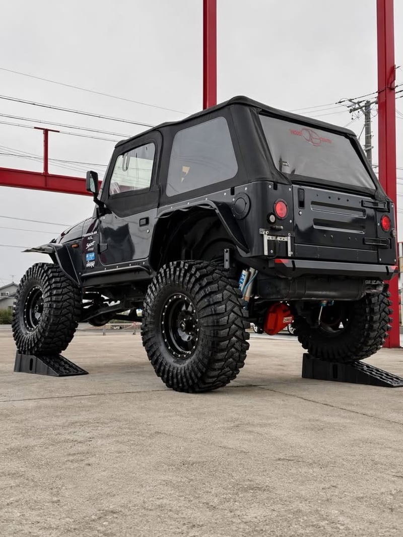 Jeep Wrangler TJ — 2