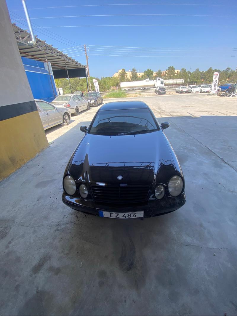 Mercedes-Benz CLK 200 — 1/10