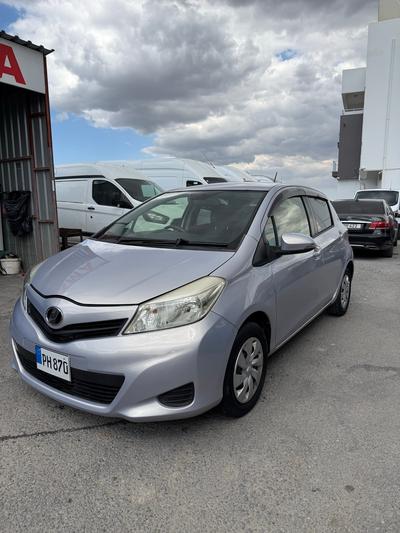 Toyota Vitz — 5