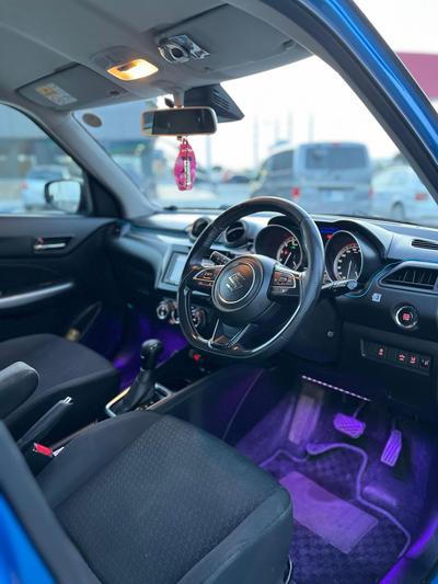 Suzuki Swift — 8