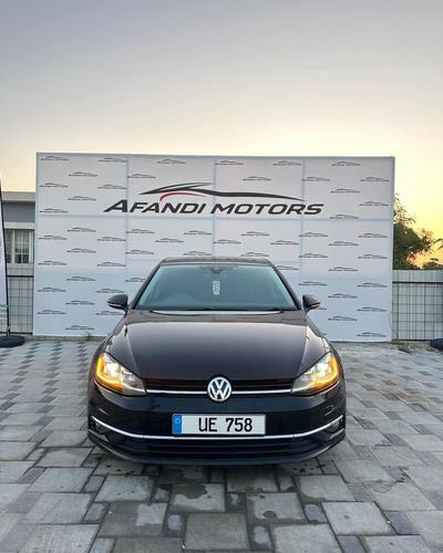Volkswagen Golf — 2