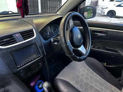 Suzuki Swift — 6