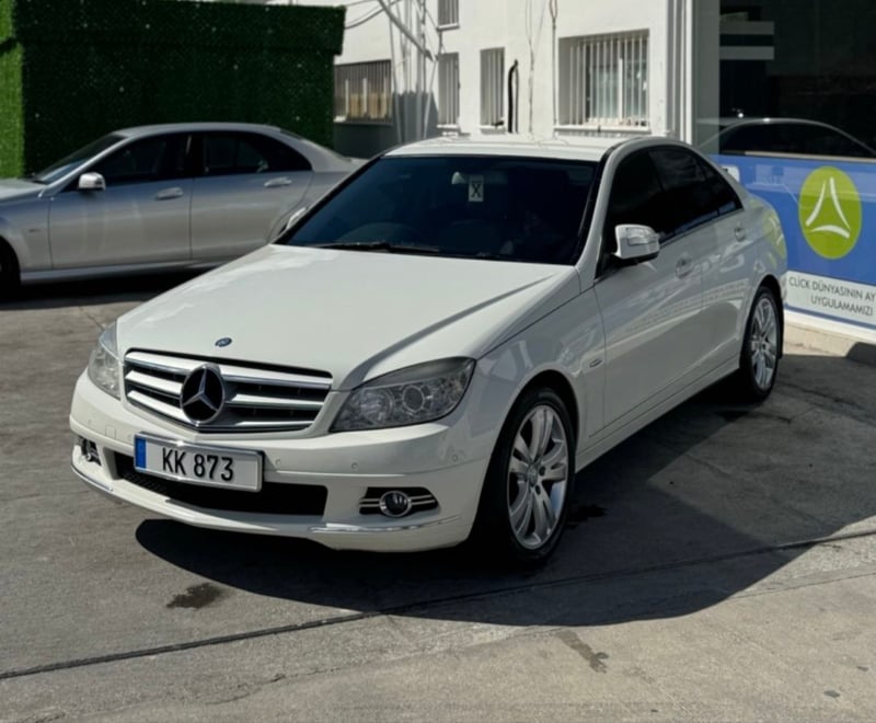 Mercedes-Benz C 230 — 1/9
