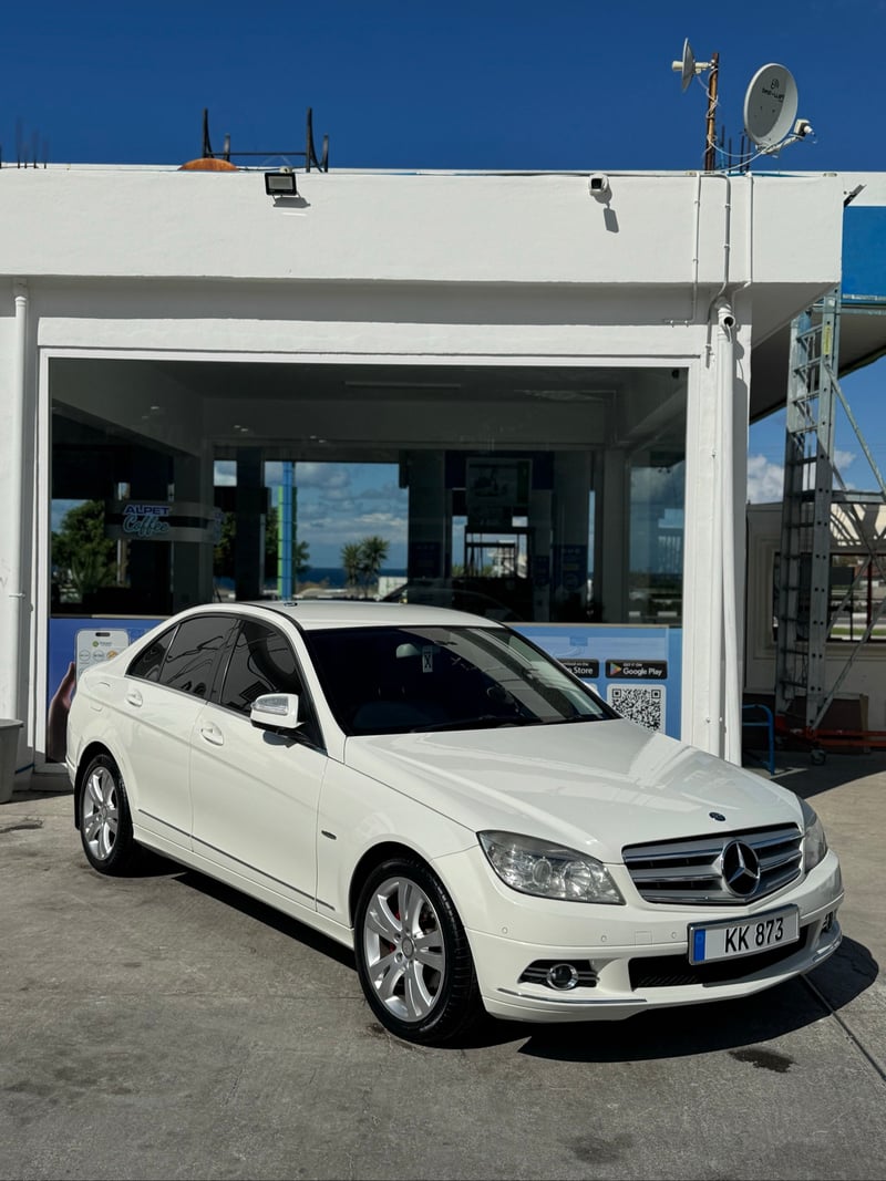 Mercedes-Benz C 230 — 2