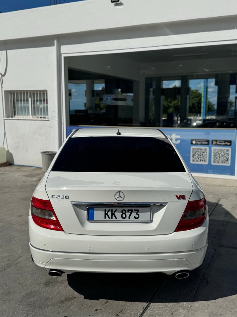 Mercedes-Benz C 230 — 6