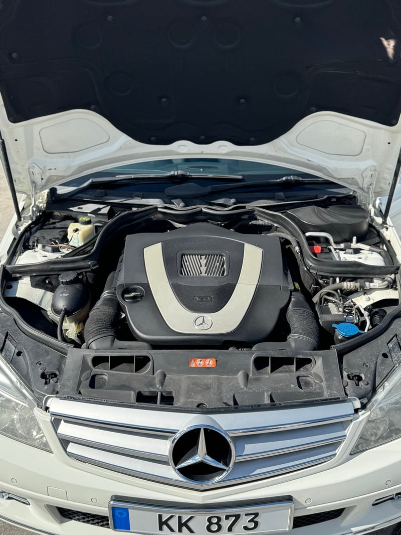 Mercedes-Benz C 230 — 8