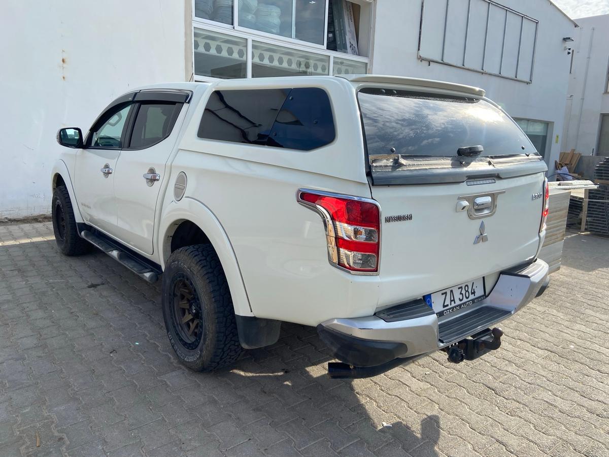 2017 Mitsubishi L200 5