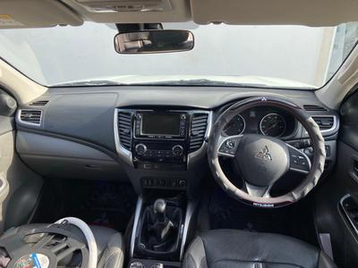 Mitsubishi L200 — 7